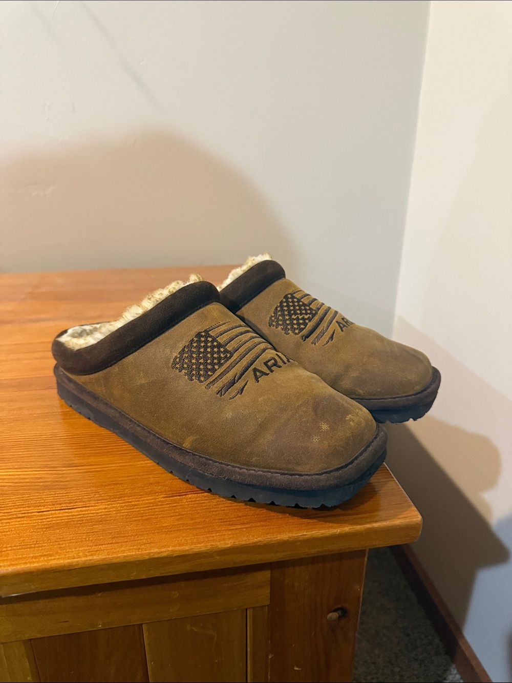 Ariat Men's Brown Suede Shearling-Lined Slip-On Loafers - Picture 2 of 6